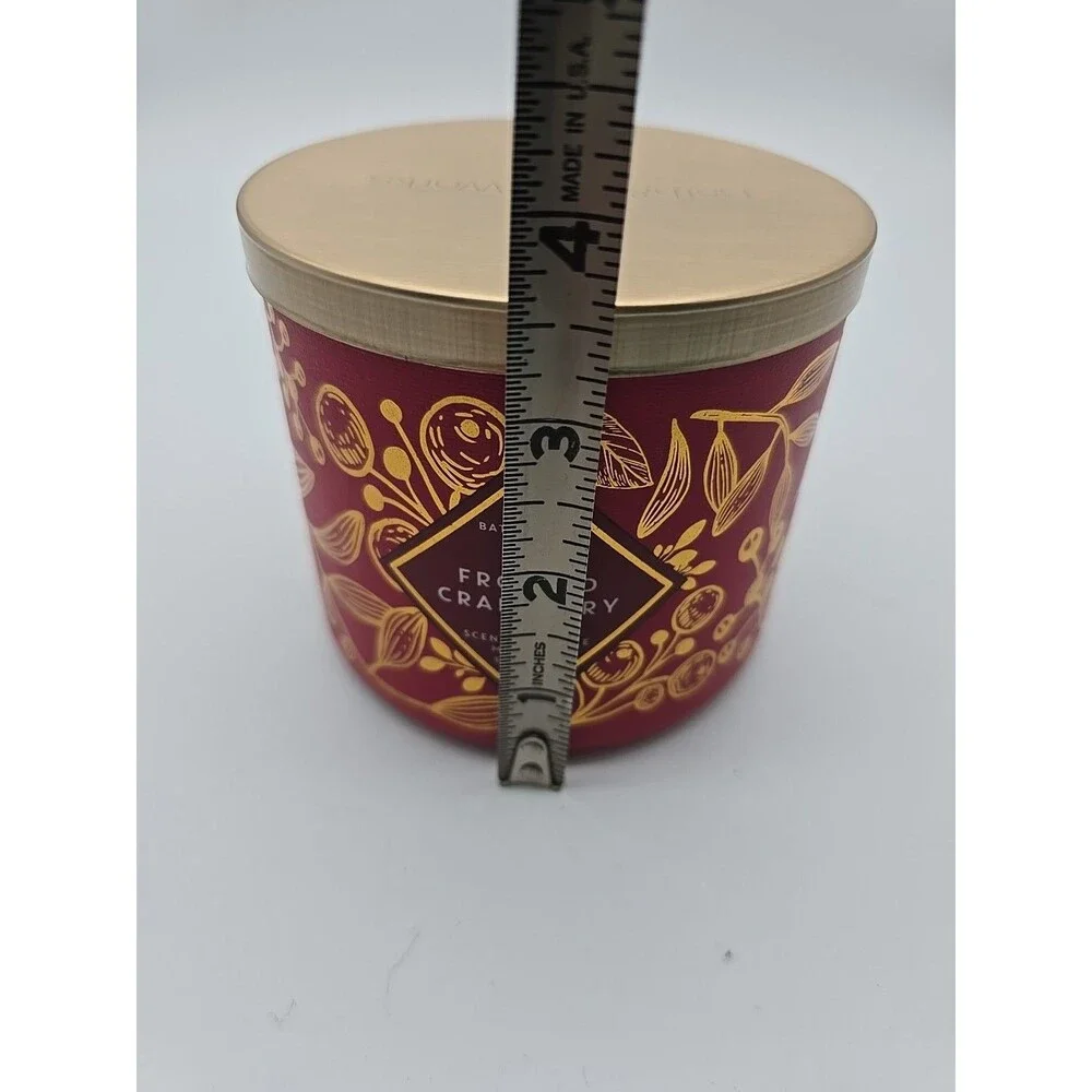 Bath & Body Works 3-Wick Scented Candle in Frosted Cranberry 14.5 oz